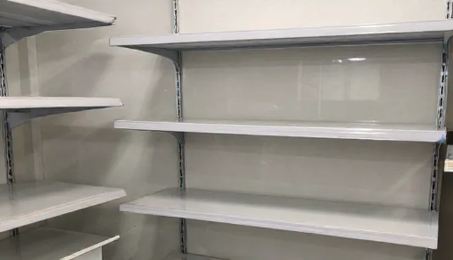 企业如何应对AI大模型平台的响应延迟问题